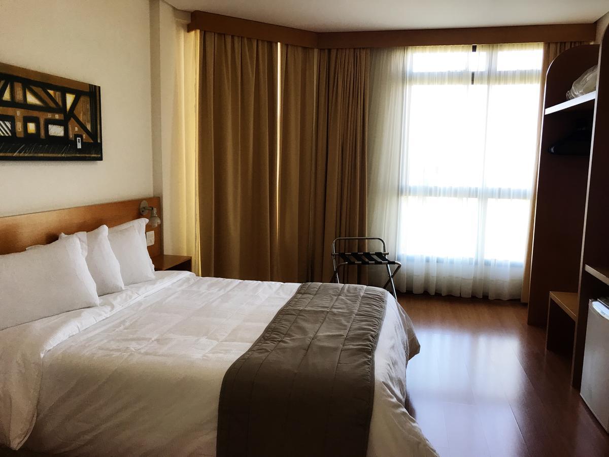 Serema Palace Hotel Лаврас Экстерьер фото